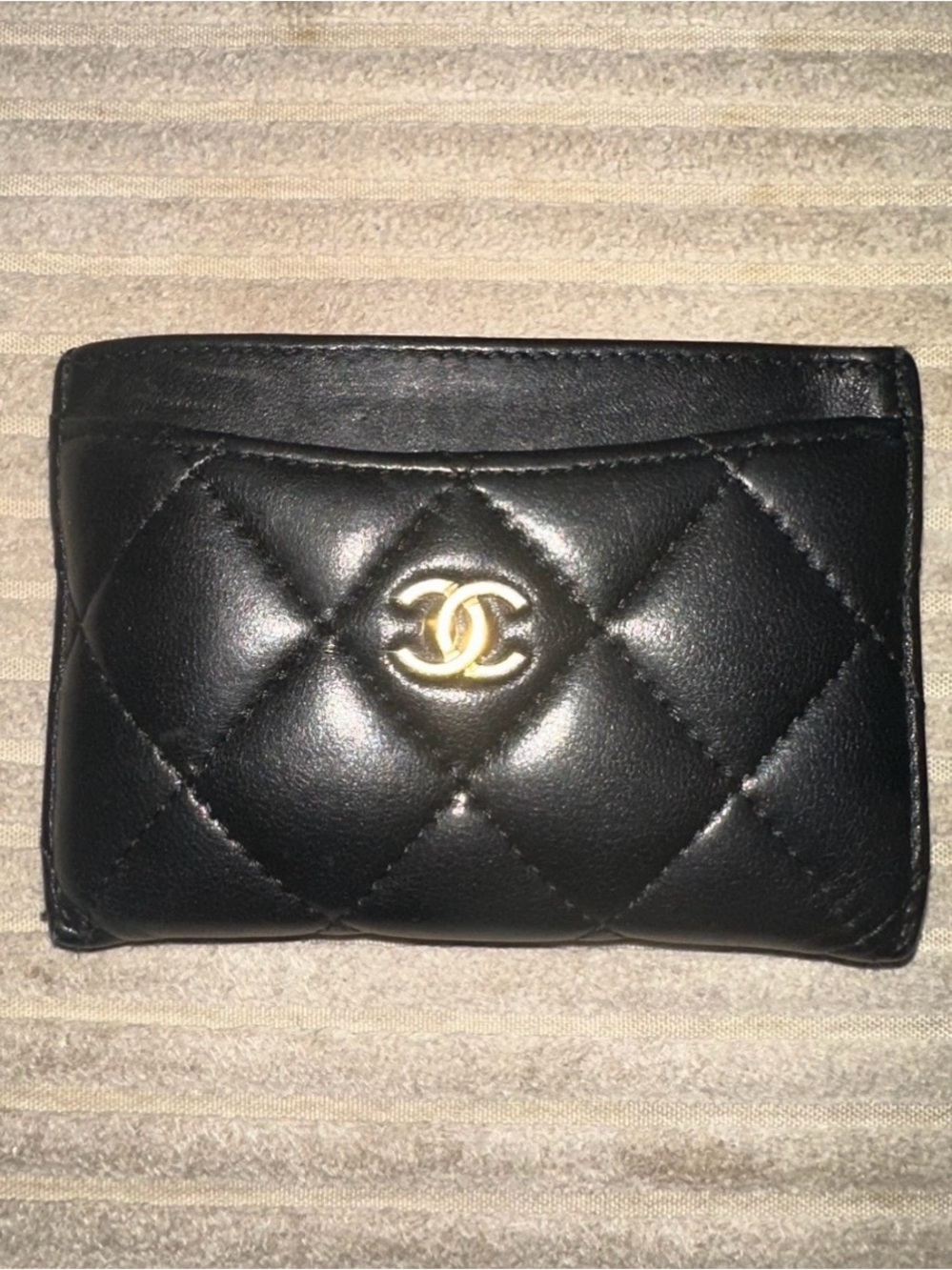 Chanel classic card holder Lambskin & Gold-Tone Metal